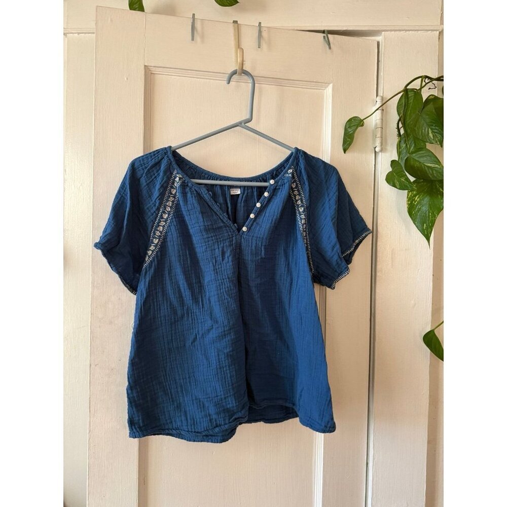 Old Navy Women’s Blue Embroidered Peasant Top M